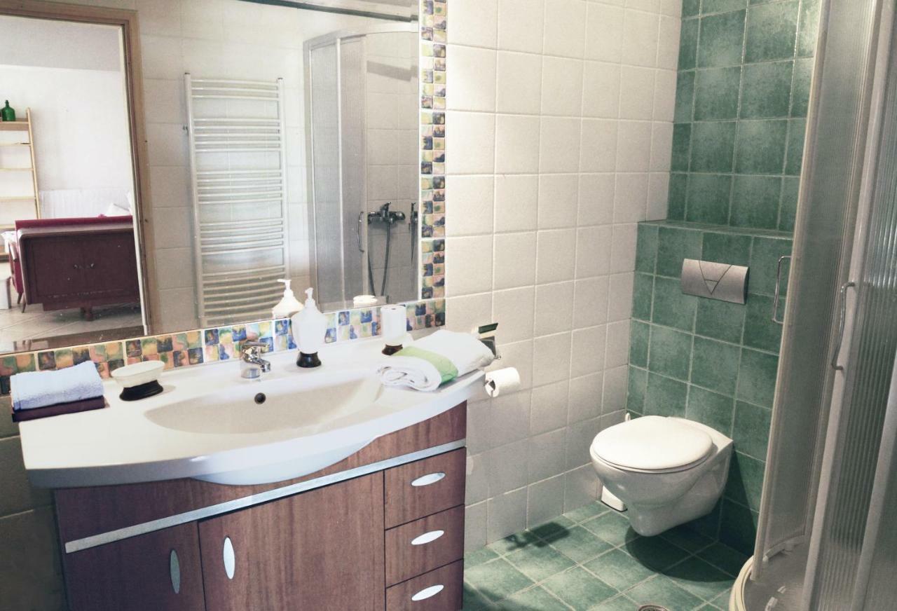 Blueline Guesthouse Agios Dimitrios  Екстер'єр фото