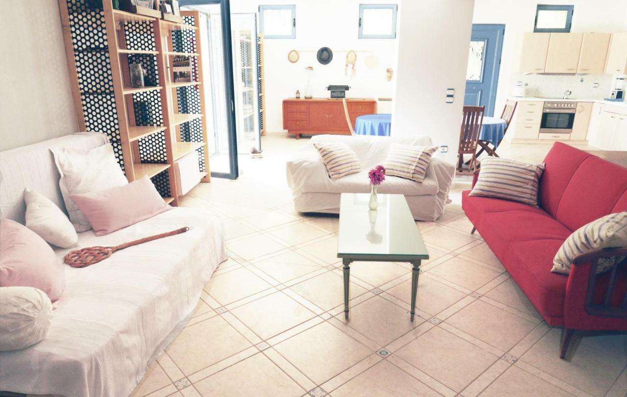 Blueline Guesthouse Agios Dimitrios  Екстер'єр фото