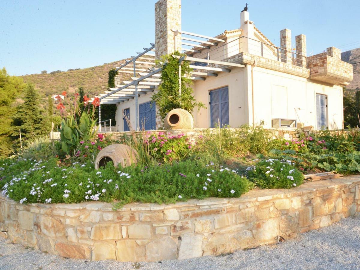 Blueline Guesthouse Agios Dimitrios  Екстер'єр фото